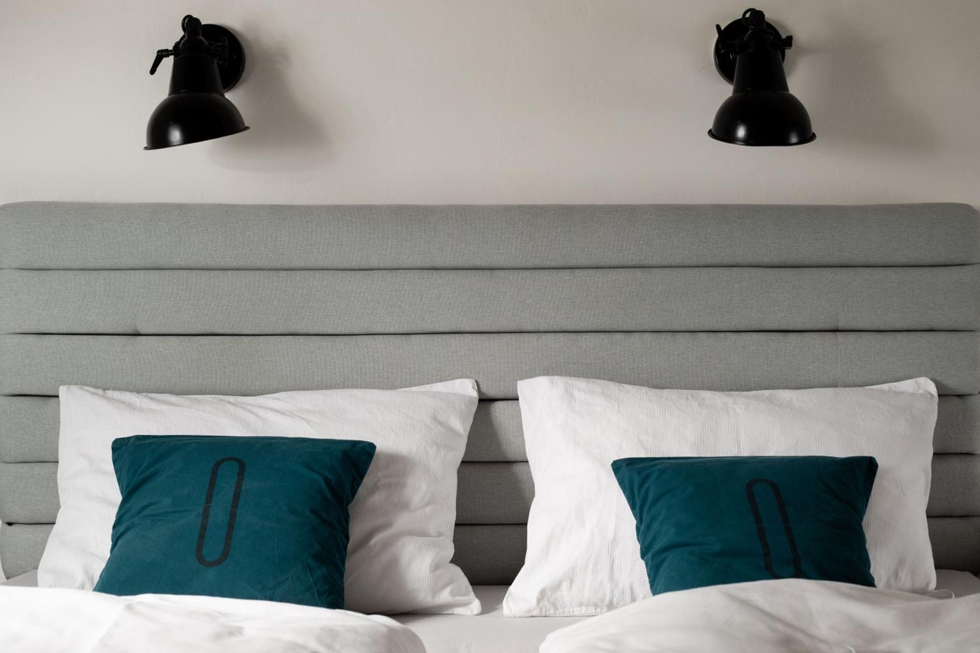 Long Story Short Hostel & Cafe Olomouc Bagian luar foto